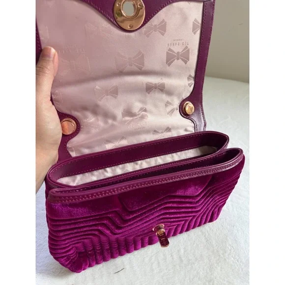 Ted Baker velvet chain-link crossbody bag - Picture 4 of 6